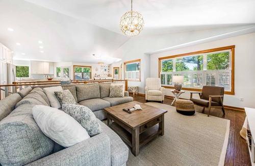 Tolovana Park House | Spacious home with fenced yard, deck, grill, fast WiFi, & game room