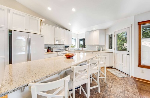 Tolovana Park House | Spacious home with fenced yard, deck, grill, fast WiFi, & game room