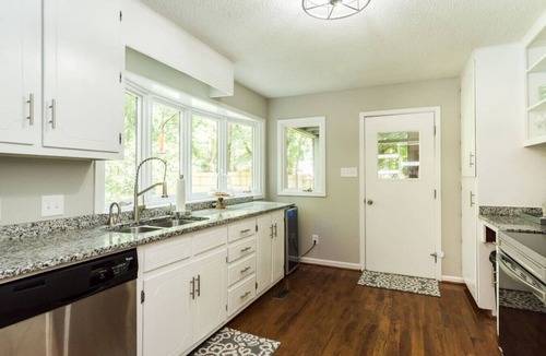 Chapel Hill House | Spacious Home with Hot Tub Near UNC