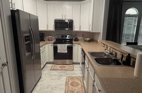 Reservoir House | Spacious Home with First Floor King Bed