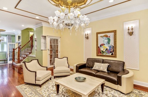 Old City House | Spacious Home with Antique Decor