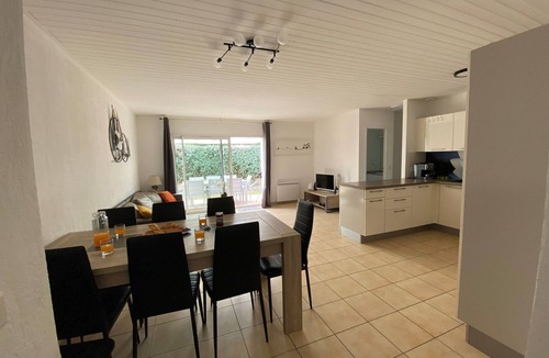 Saint-Jean-de-Monts House | Spacious house near the forest with terrace and private parking