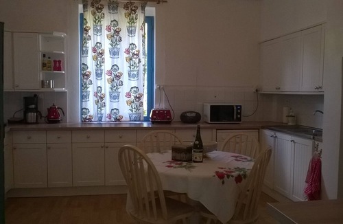 Bailly-en-Riviere House | Spacious House in Tranquil Location - Ideal for Groups & Families