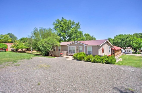 Custer County House | Spacious House ~ 1 Mi to Lake & Boat Ramp!