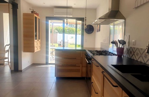Fontvieille House | SPACIOUS HOUSE 5 MINUTES WALK FROM THE VILLAGE SWIMMING POOL COMFORT, CALM