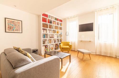 Le Busca House | Spacious house - close to center