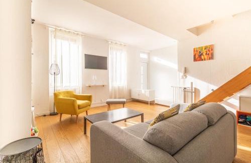 Le Busca House | Spacious house - close to center