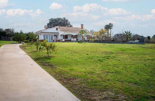 La Riera de Gaia House | Spacious house, nature, 10 min from the sea