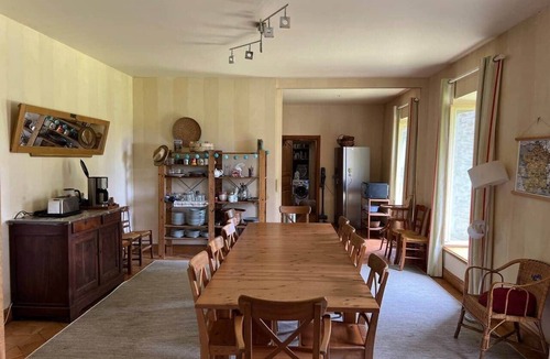 Noblat House | Spacious house for 20+ people in nature