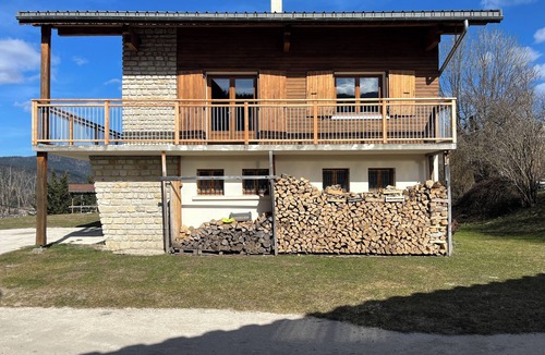Villard-de-Lans Ski Chalet | Spacious house ideally located. Confort + for 6 people, private parking
