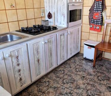 Deltebre House | Spacious House in Deltebre with Terrace