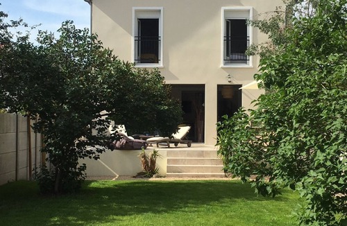 Colombes House | Spacious house near Paris la Défense-Arena