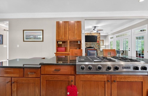 Catalpa House | Spacious House on 20-Acre Farm Getaway