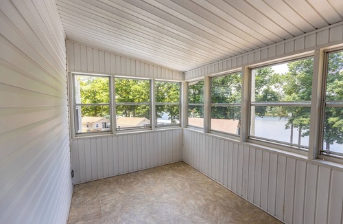 Benton Cabin | Spacious House on Kentucky Lake