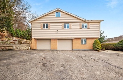 Wexford House | Spacious House w/Pool @Wexford