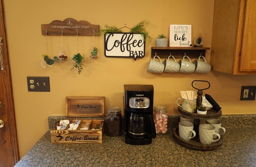 Hermann House | Spacious House walking distance from downtown Hermann