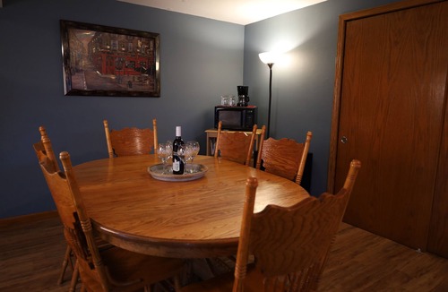 Hermann House | Spacious House walking distance from downtown Hermann