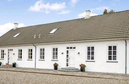 Middelfart House | Spacious house with room for relaxation and play
