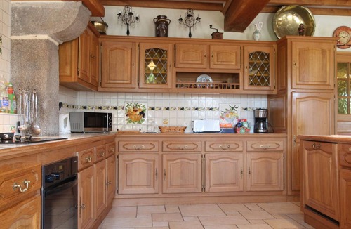 Grosville Cottage | Spacious house with garden, fireplace, WiFi, pets allowed