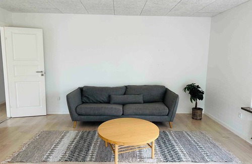 Herning Villa | Spacious house with garden and parking near Boxen