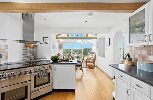 Polruan House | Spacious house with panoramic estuary views