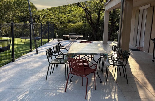 Chirols House | Spacious house with private pool on the river.