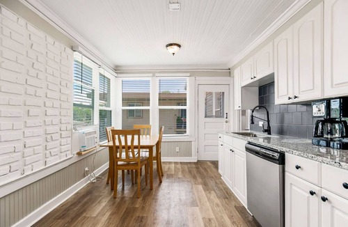 Southmoreland Apartment | Spacious housing for traveling professionals