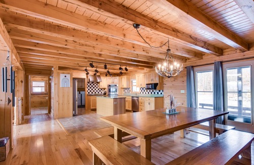 Howard Cabin | Spacious Howard Cabin w/Wraparound Deck & Views!