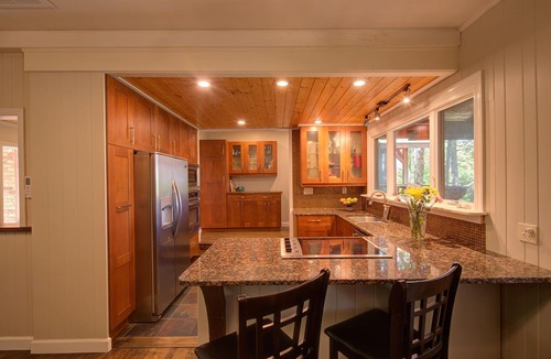 Highlands House | Spacious, In-Town Hideaway
