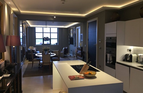 Southfield Apartment | spacious Interior designed chic apartment