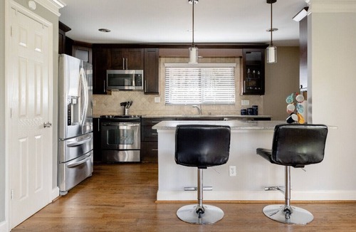 Sandy Springs House | ⭐️⭐️Spacious Intown Getaway with Stunning Views⭐️⭐️