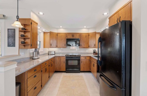 Town of Benton House | Spacious Keuka Lake Gem, BBQ, Firepit, Gameroom