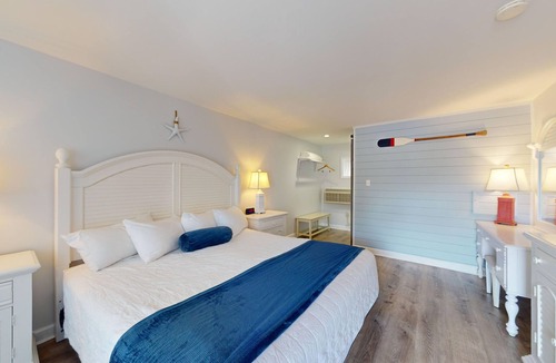 Lower Township Hotel | Spacious King Room for a Serene Getaway