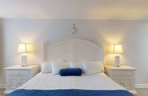 Lower Township Hotel | Spacious King Room for a Serene Getaway