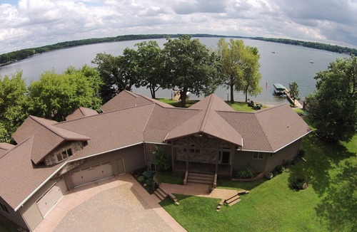 Annandale Cabin | Spacious Lake Home on Beautiful Cedar Lake