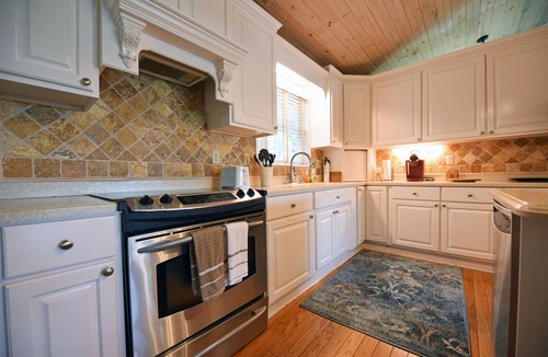 Blairsville House | Spacious Lake Nottely home with private dock close to area mountain attractions.