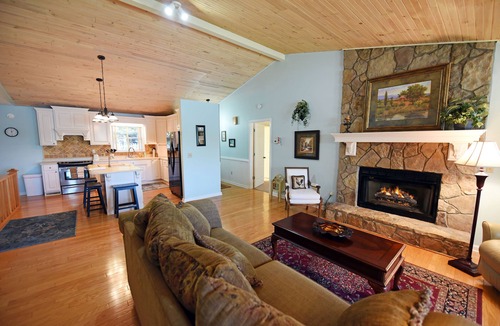 Blairsville House | Spacious Lake Nottely home with private dock close to area mountain attractions.