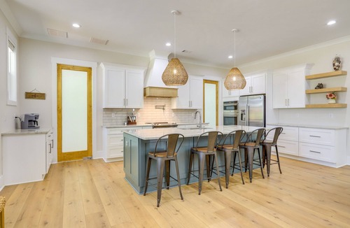 Milledgeville House | Spacious Lake Sinclair Vacation Rental w/Dock!