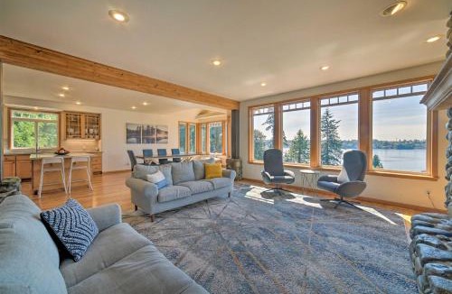 Lake Stevens House | Spacious Lake Stevens Home with Fire Pit, Patio
