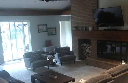 Huron-Kinloss House | Spacious Lakefront House