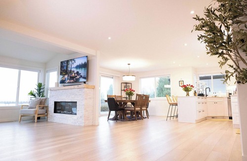 Bonney Lake House | Spacious Lakefront Home w/Private Dock, Hot Tub & Fireplace