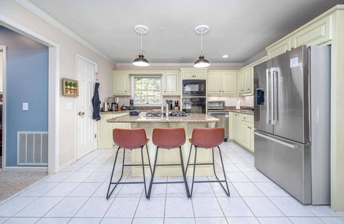 Hillsborough House | Spacious Lakefront Retreat with Canoe & Views