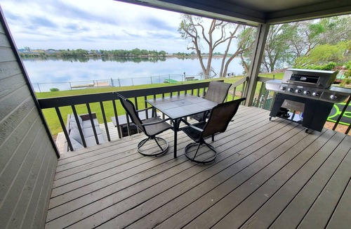 Moses Lake House | Spacious Lakehouse Getaway. Private Dock with large fenced Backyard and Gameroom