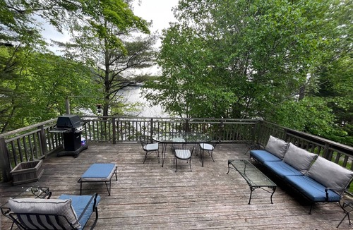 Huntsville Cottage | Spacious Lakeside Cottage on beautiful Mary Lake - Muskoka, Huntsville