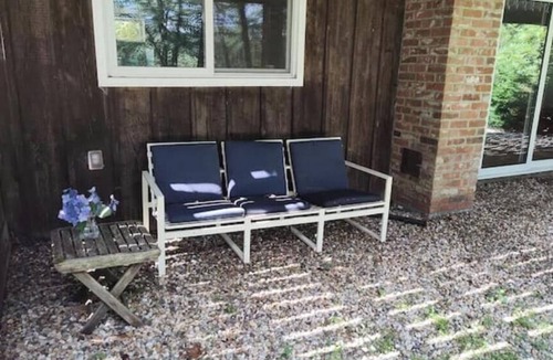 Newtown Apartment | Spacious Lakeside Hideaway