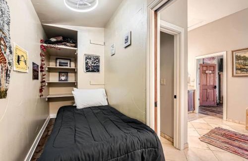 Broomfield House | Spacious Lakeside Suite with Golf Course Views near Denver – Broomfield, company