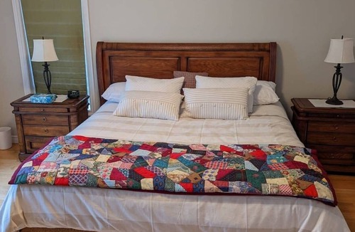 Humber Valley Ski Chalet | Spacious Lakeview Chalet - Humber Valley Resort