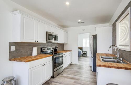 Coila House | Spacious Lexington Home w/Fire Pit: Hunt & Fish!