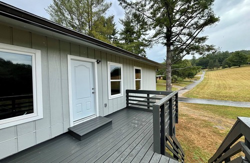 Cullowhee Condo | Spacious, Light Filled Apt. - Nestled along the Tuckasegee River, 2 Mi. from WCU