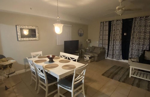 Ruskin Condo | Spacious Little Harbor Condo